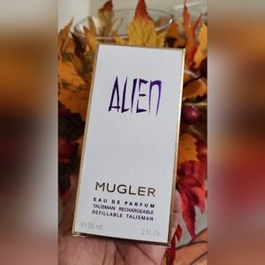 Mugler Alien Eau de Parfum with Purple and Gold Accents